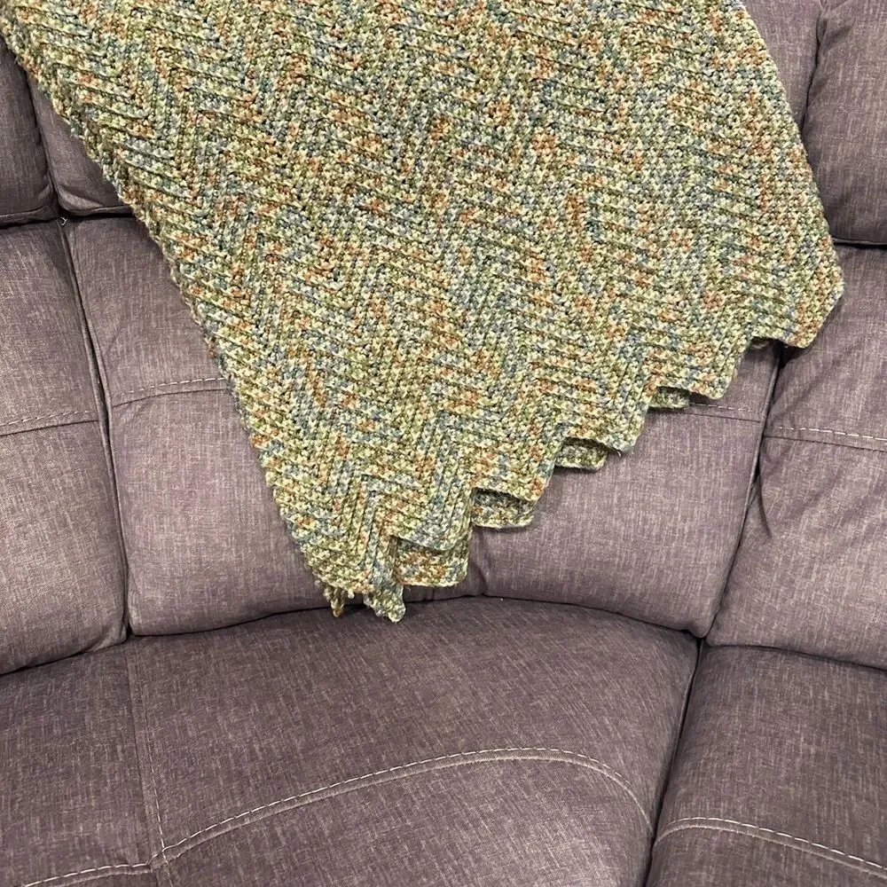 Afghan handmade Throw Blanket earth colors green tan cream  41 x 57 grannycore